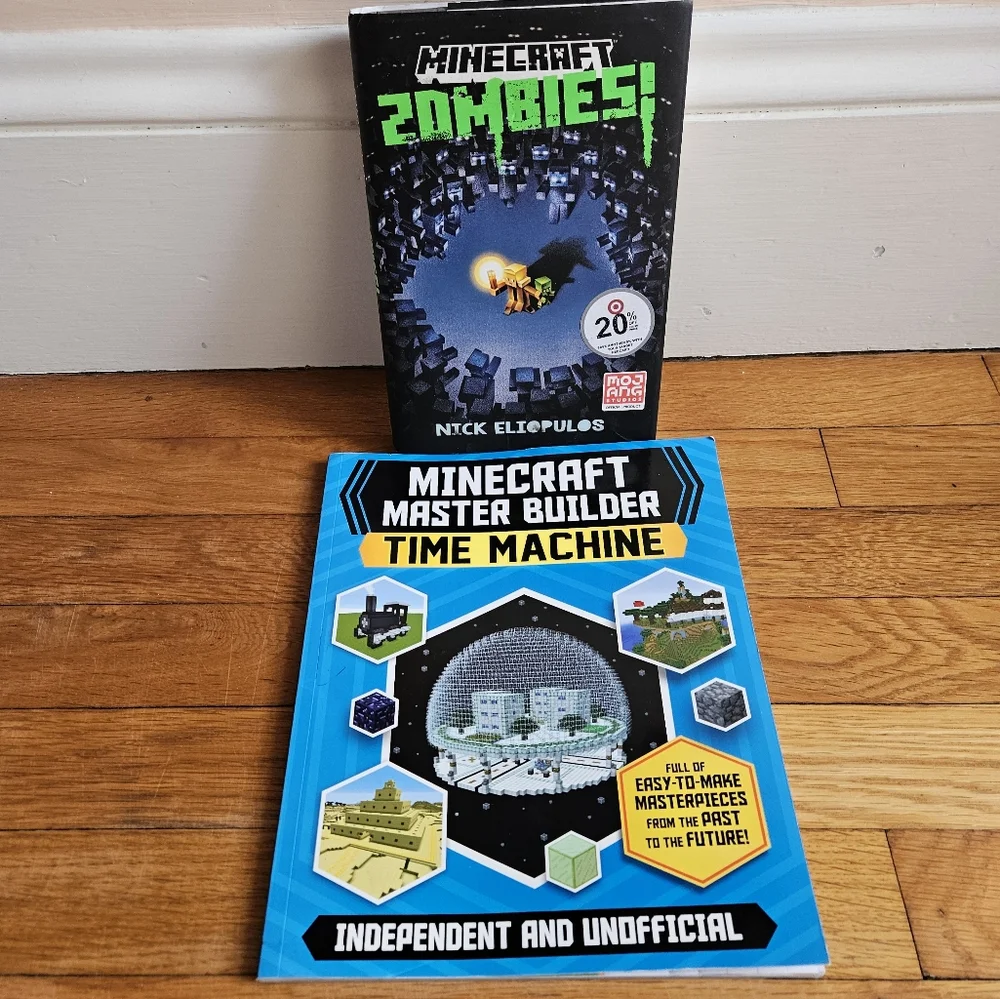 Minecraft Zombies! and Minecraft Master Builder Time Machine Set Of 2 Like New